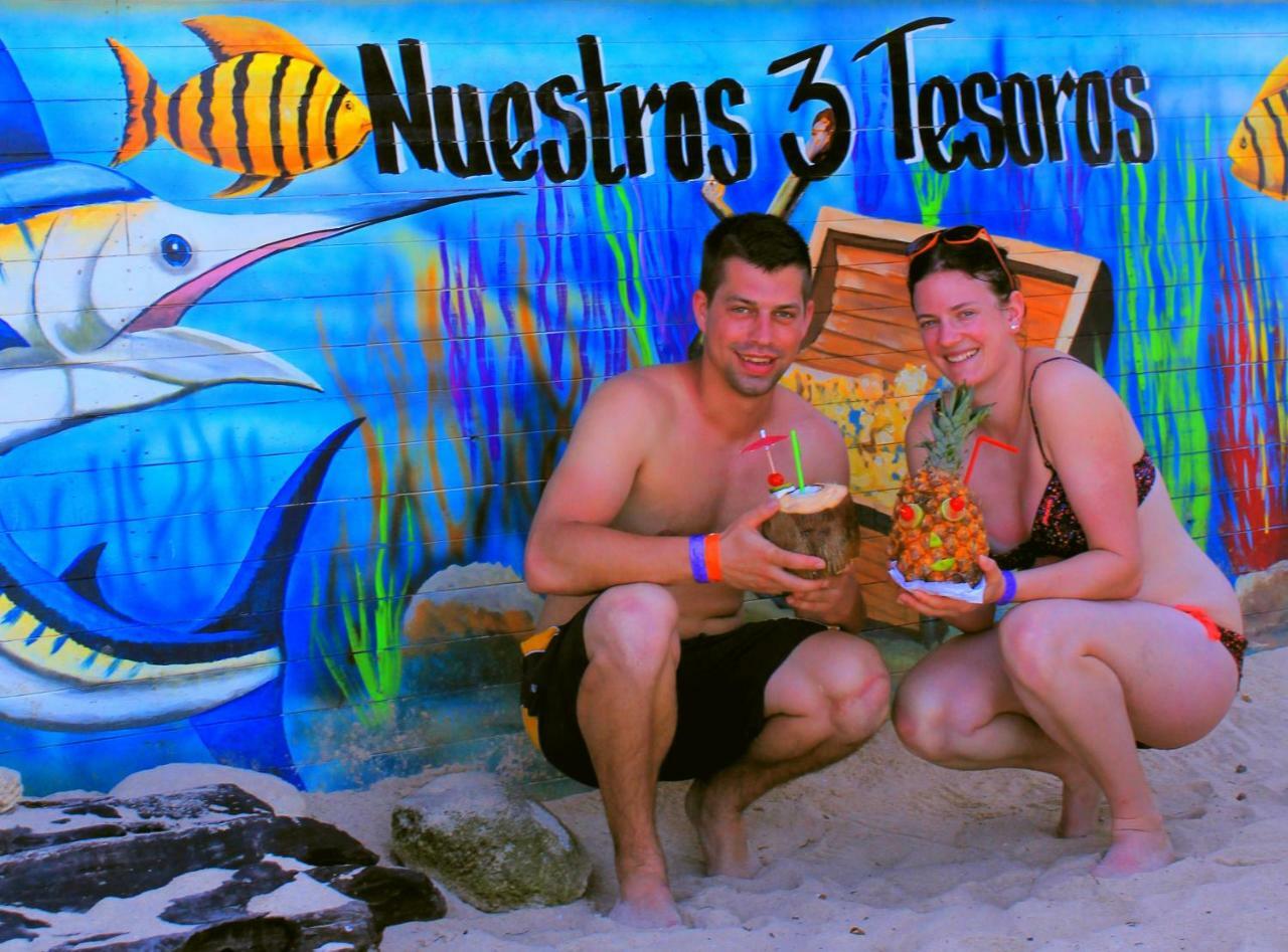 ホテル Nuestros Tres Tesoros Caño de Loro エクステリア 写真